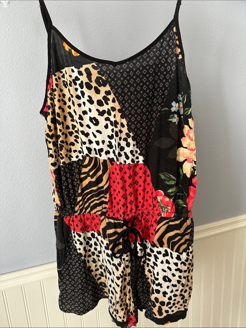 sofia by sofia vergara Black Floral & Animal Print Cami Romper